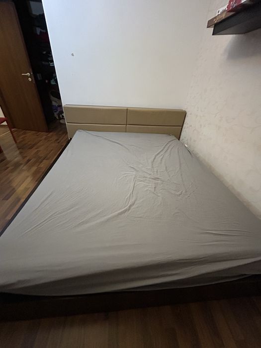 Pat Mobexpert metalic/ lemn masiv, piele naturala, lada spatioasa