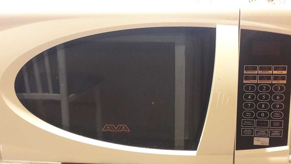 Продается тарелка для микроволновой печи + микроволновка в подарок