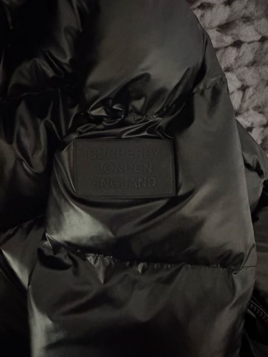 Яке BURBERRY на 2 дни