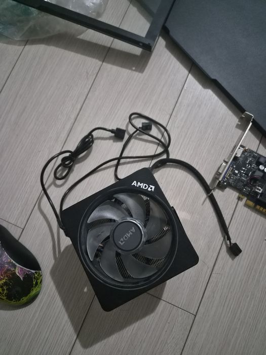 Cooler AMD Wraith Prism RGB