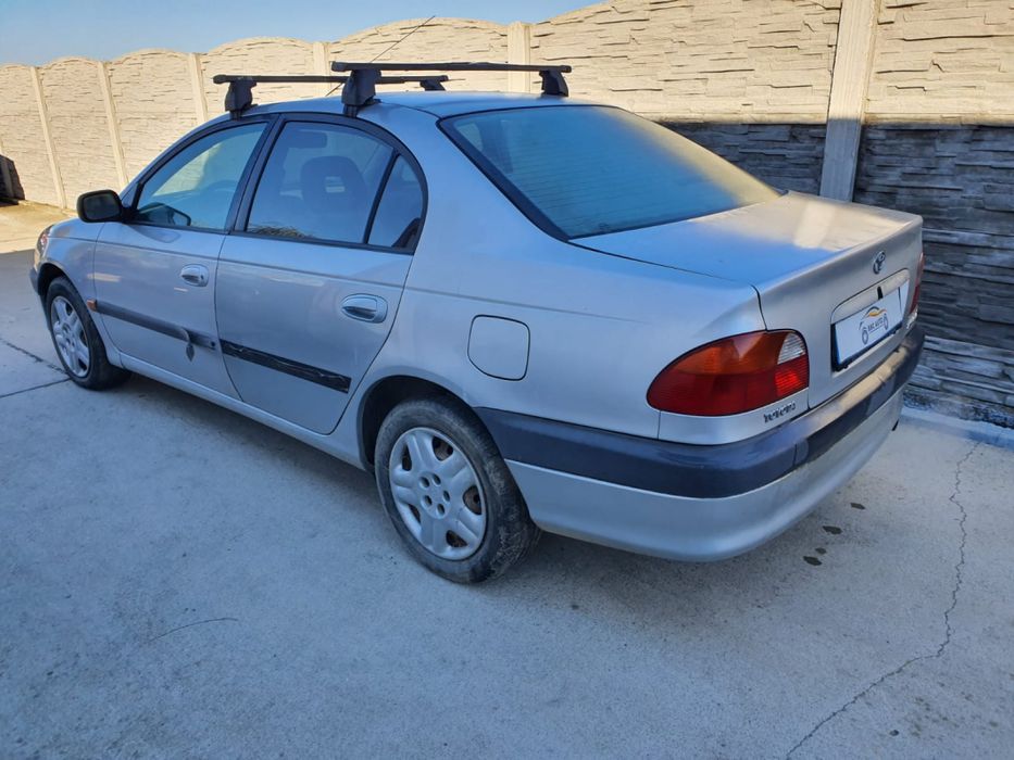 Usa Toyota Avensis T22 S.sp