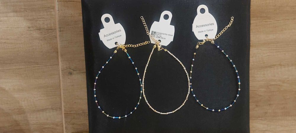 Гривна за крак и ръка с камъчета и златисти мотиви внос Turkey