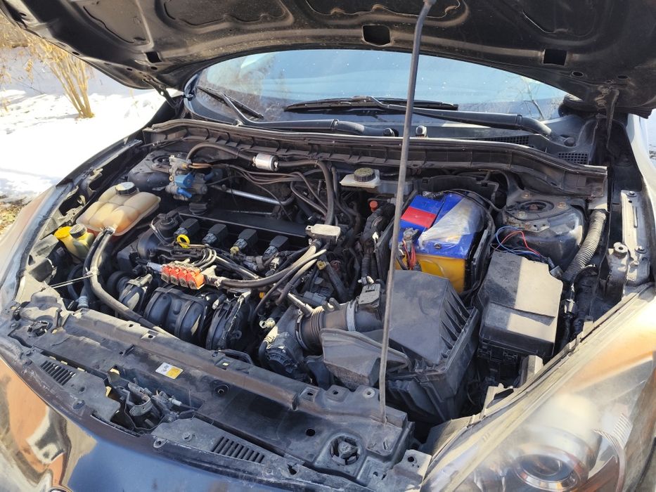 Продам или обменяю Мазду 3 на кроссовер