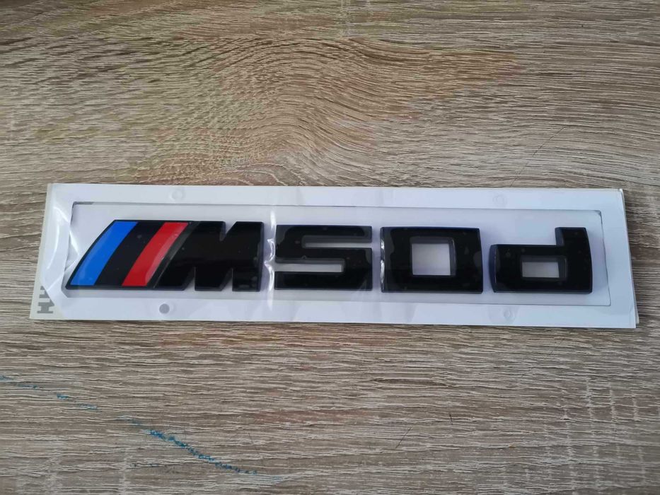 черна емблема БМВ М50д BMW M50d