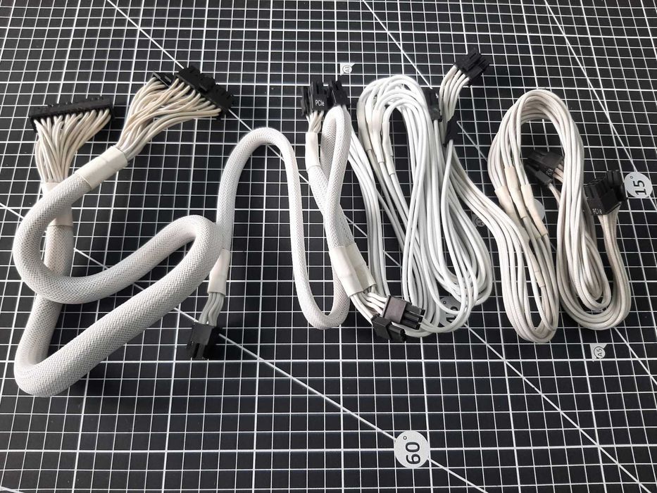 Cabluri modulare Corsair, Seasonic, Evga, Thermaltake, Antec...