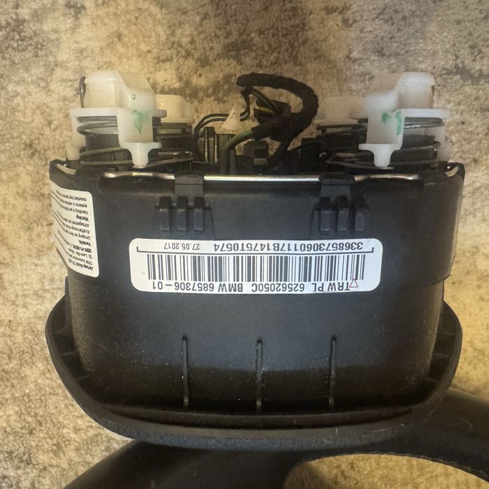 Volan original BMW cu comenzi și padele – compatibil Seria F