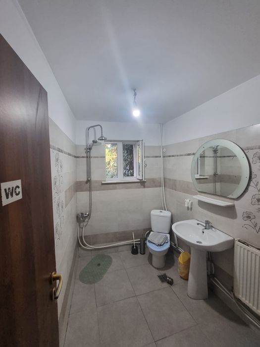 Inhiriez camera la casa zona COPOU