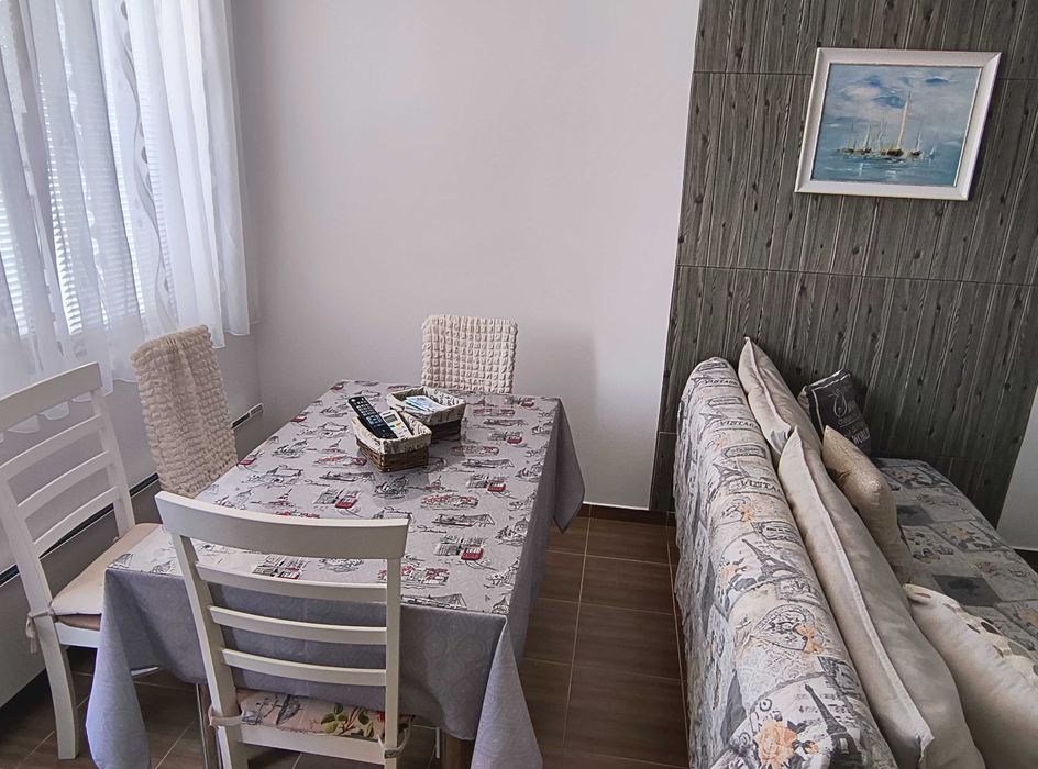 Продавам обзаведен апартамент в Кранево