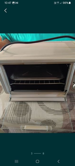 Mini cuptor electric