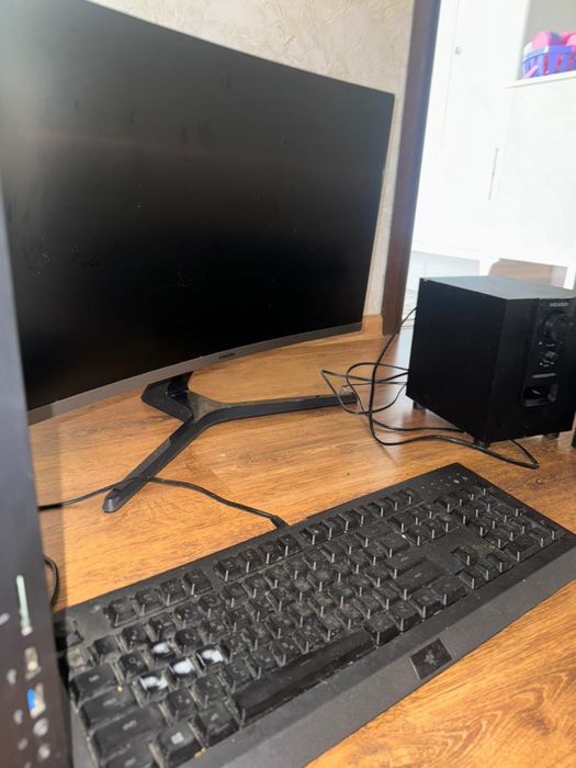 Компьютер сатылады