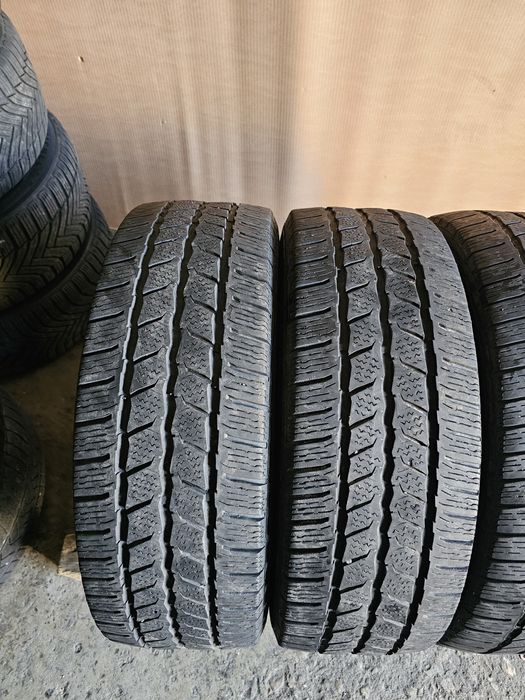 4 anvelope iarna 215 65 16C Continental 2019