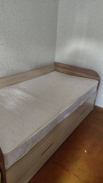 Выдвижная детская кровать
