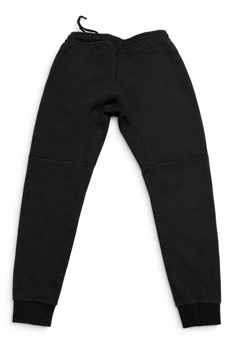nike tech fleece black