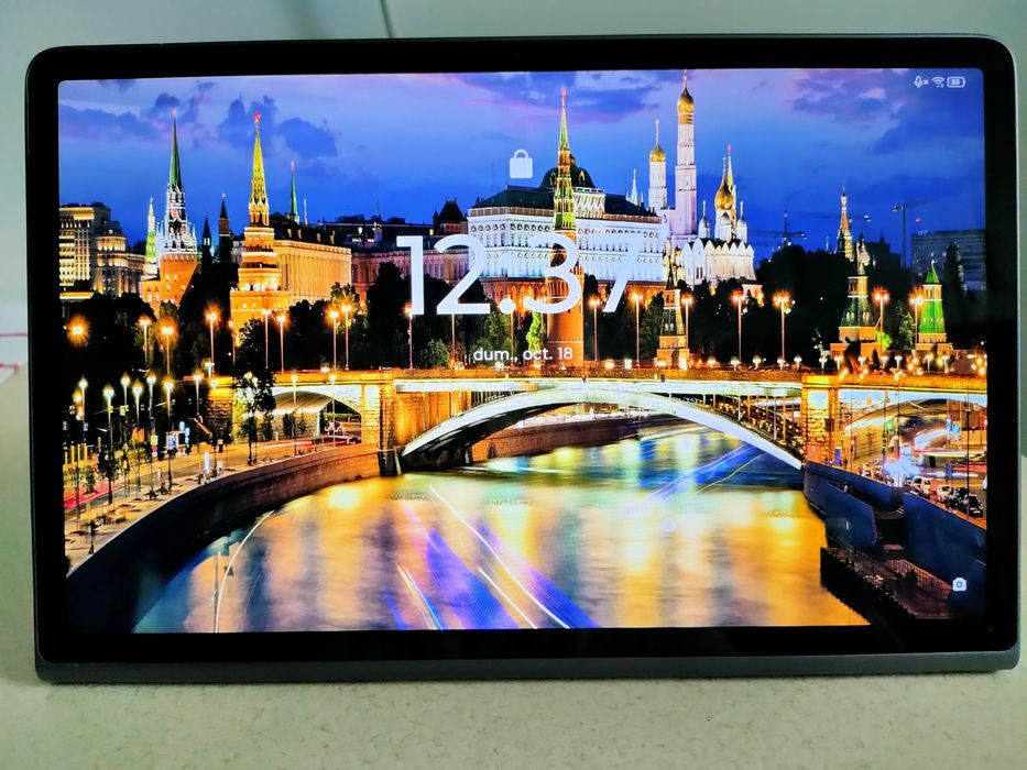 Tableta Lenovo tab plus