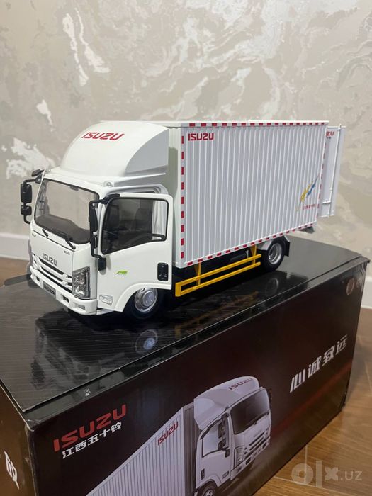 Isuzu моделька колекционная