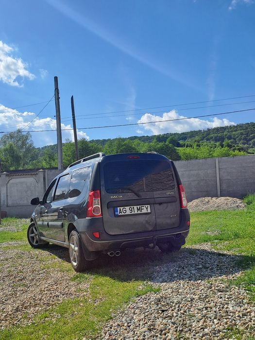Vand logan mcv cu GPL 7 locuri