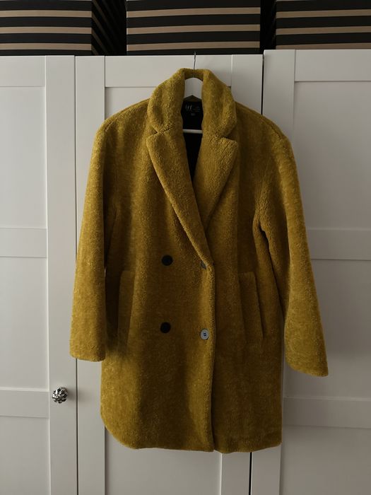Дамско късо палто, цвят горчица