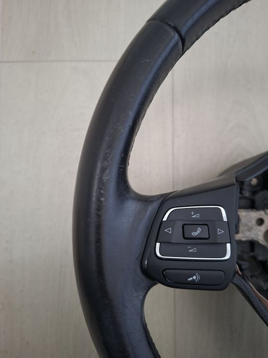 Кожен волан - VW Polo 6R