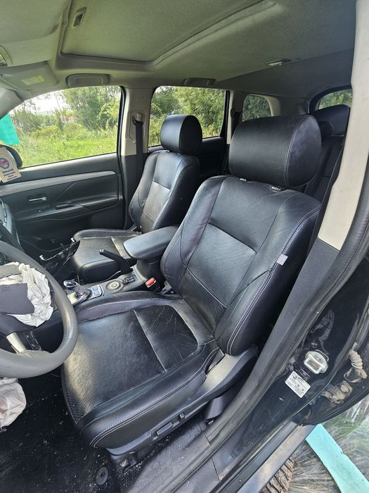 Pt Dezmembrări Mitubishi Outlander PHEV  din 2014 benzina 2 .0