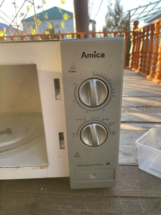 Продам микроволновку БУ