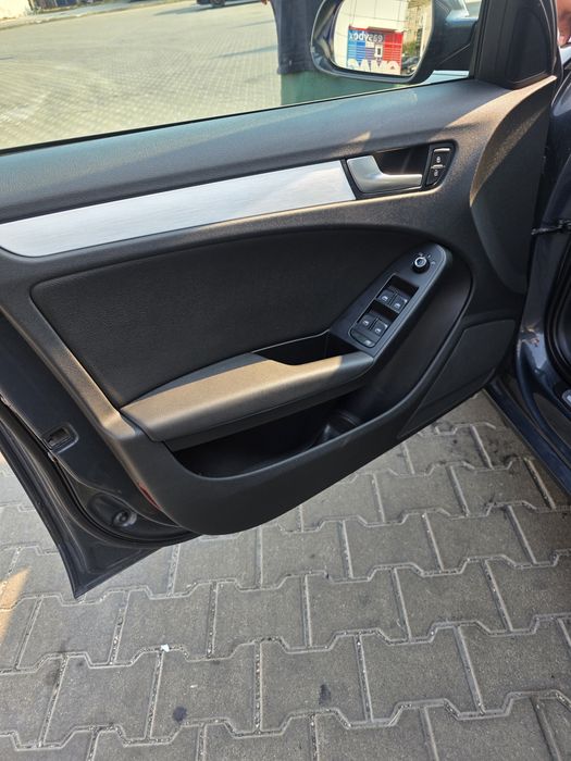 Audi a4 b8 s line 2010 led automat