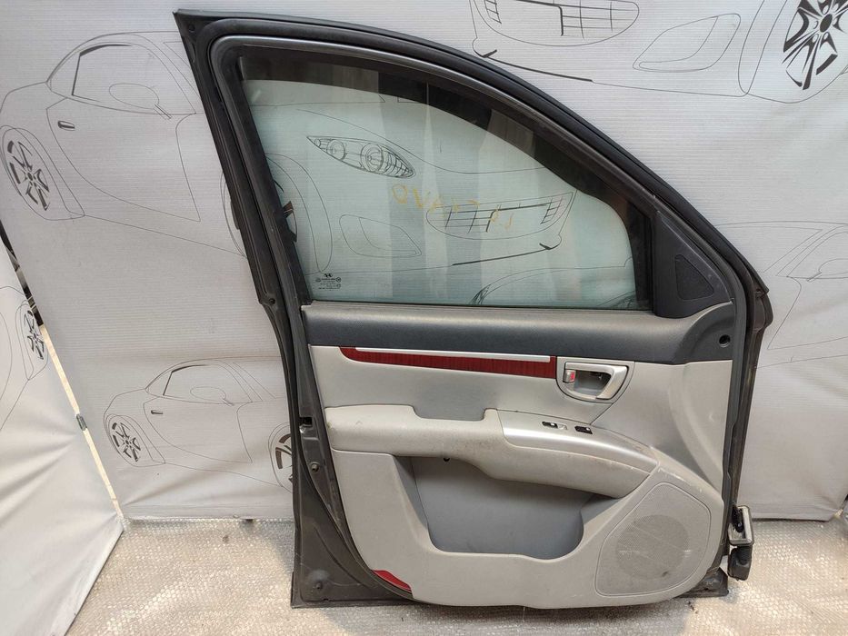 Ușă Față Stânga Hyundai Santa Fe SUV Gri Cod Culoare D2 / V7 Gunmetal-CM 2008 / [2006-2013] / 761112B030 (2C)