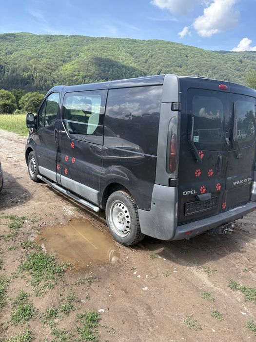 Opel Vivaro 1.9cdti за части