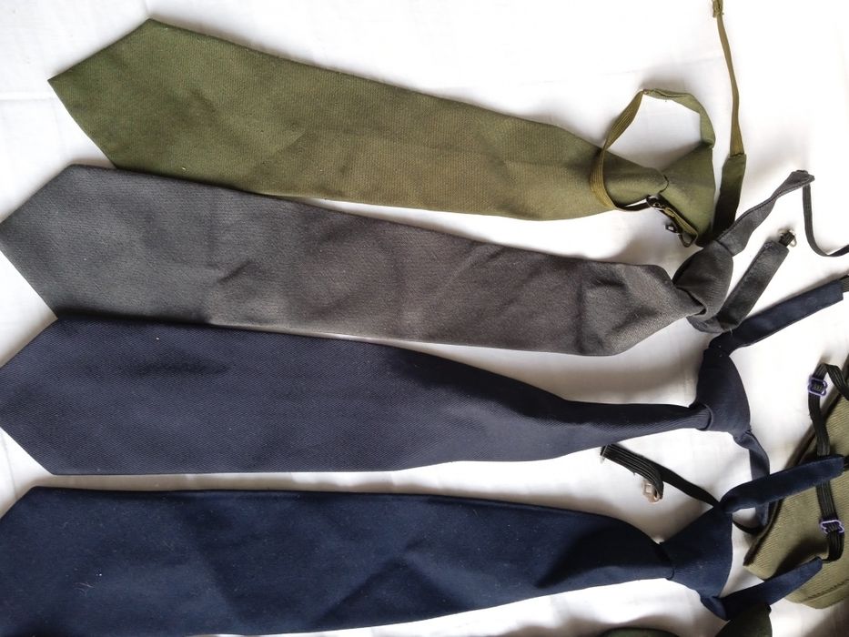 Галстуки военные  и тд