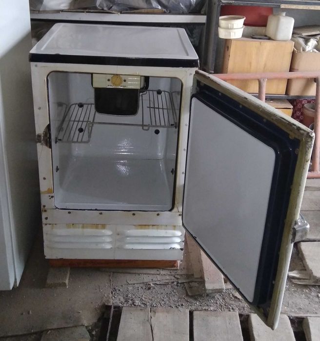 Холодильник Саратов б/у