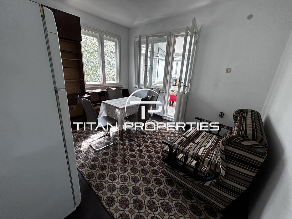 Етаж от къща, под наем, кв. Трошево