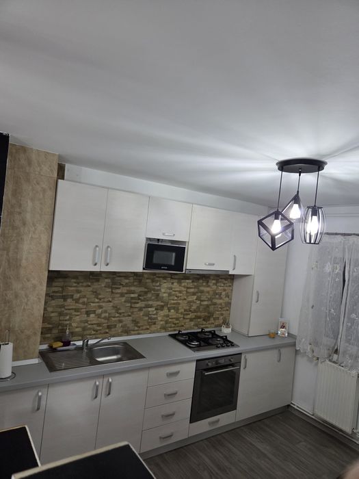 Apartament  2 camere de inchiriat