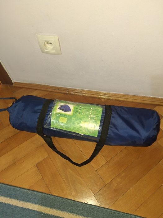 Vând  cort  pentru  vacanță la prețul de 100 lei