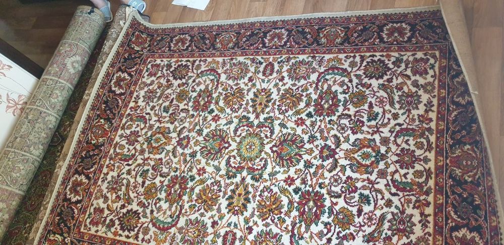 Продаётся ковры в идеальном состоянии
