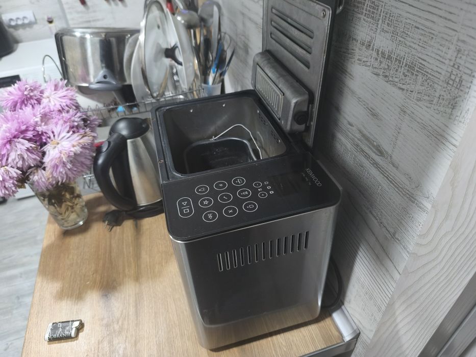 Хлебопекарна Kenwood bm 450