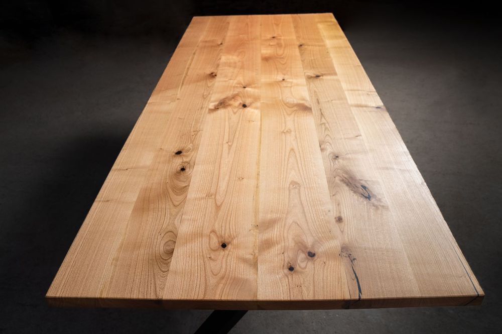 Mese din lemn masiv
