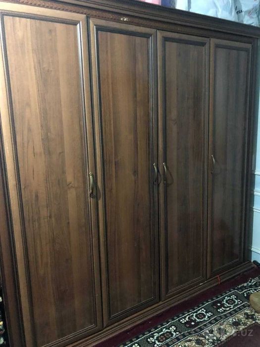 Spalniy va shkafti