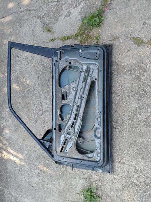 Usa stanga dreapta bmw e30 ursulet