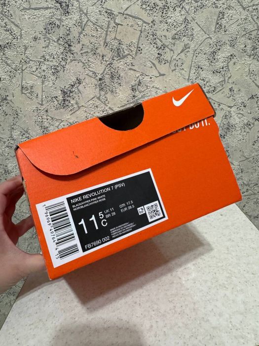 Кроссовки на девочку найк