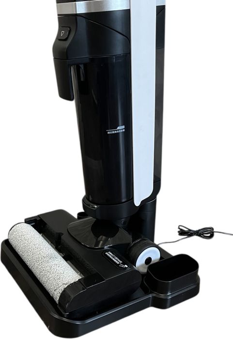 Пылисос почти новый