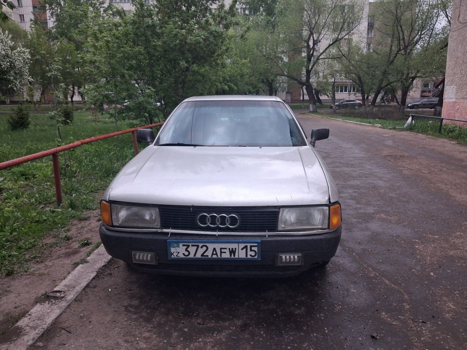 Продам машину ауди б3