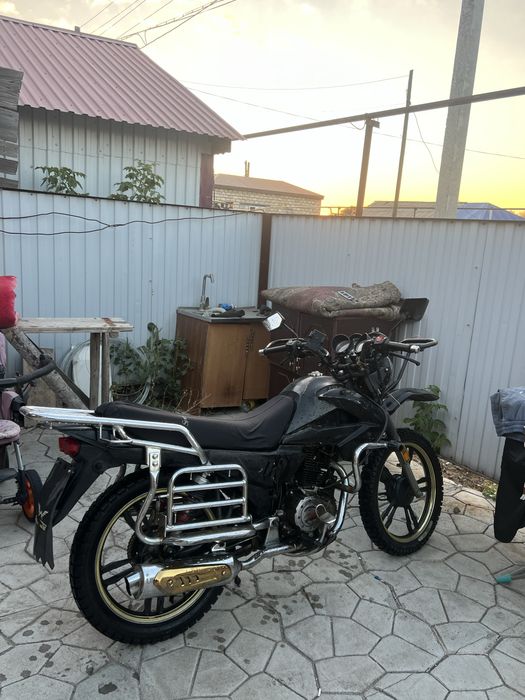 Мотоцикл 250куб желмая