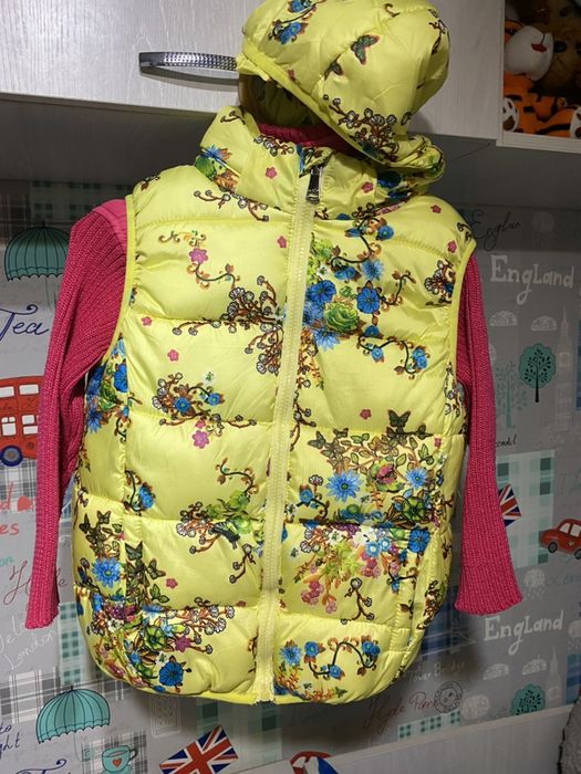 Жилет на девочку 5-6 лет