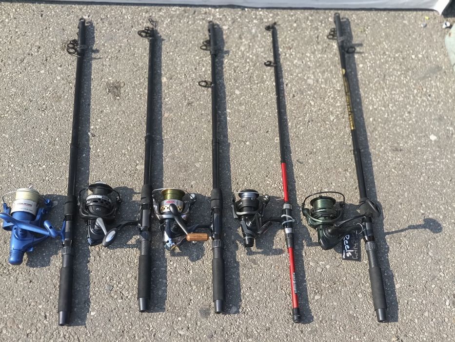 Set 5 Lansete Telescopice 2.10m cu Mulinete - Pregătite de Pescuit