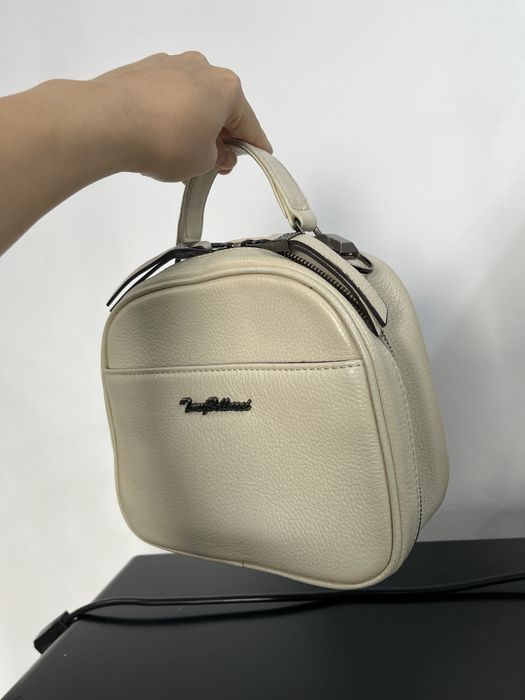 Сумка от tony bellucci