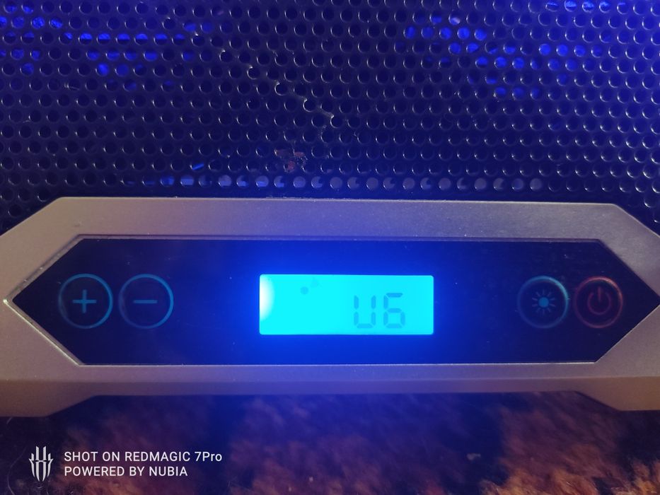 Подставка для ноутбука EVOLUTION