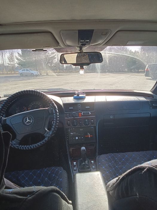 Мерседес Бенц 1995 г.в.