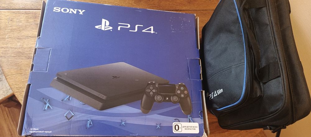 Приставка PS4 slim