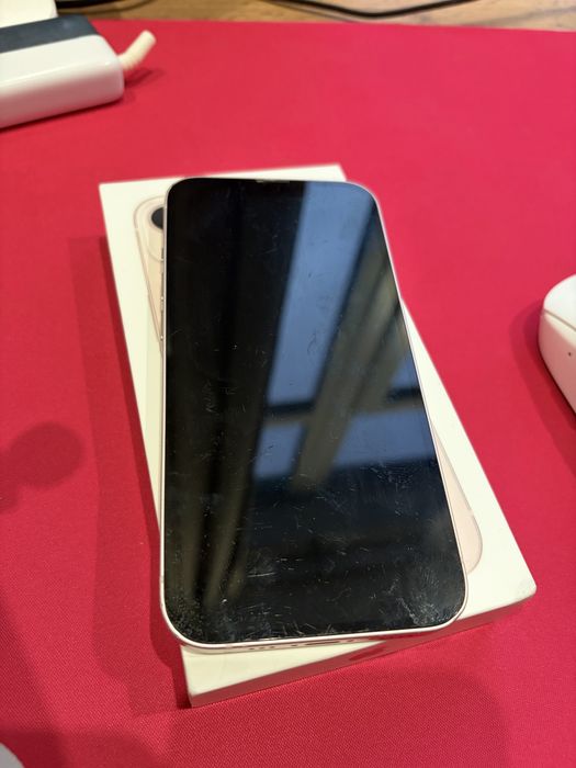 Iphone 13 (69% акб) розовый