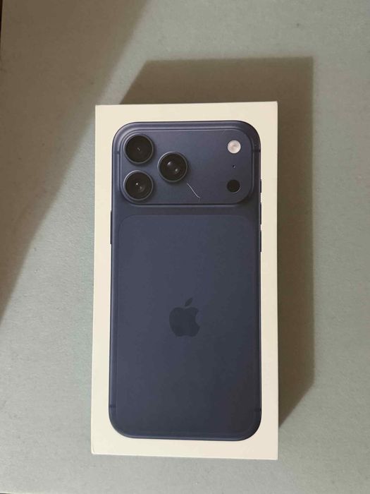 Iphone 17 Pro Max Deep Blue, 512GB