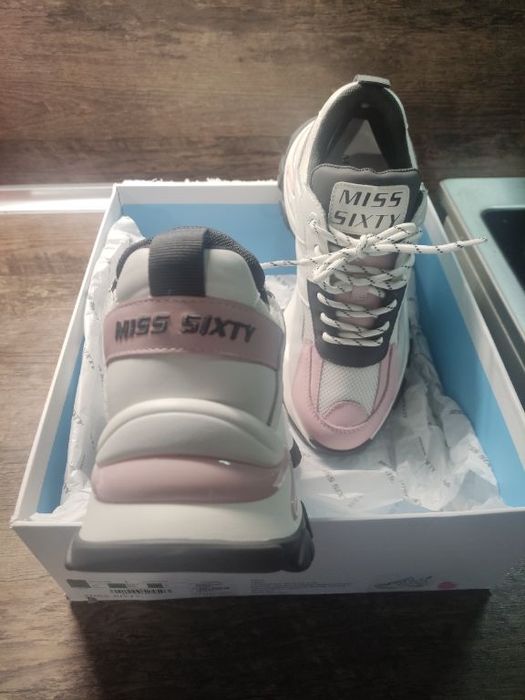 Сникърси / маратонки Miss sixty